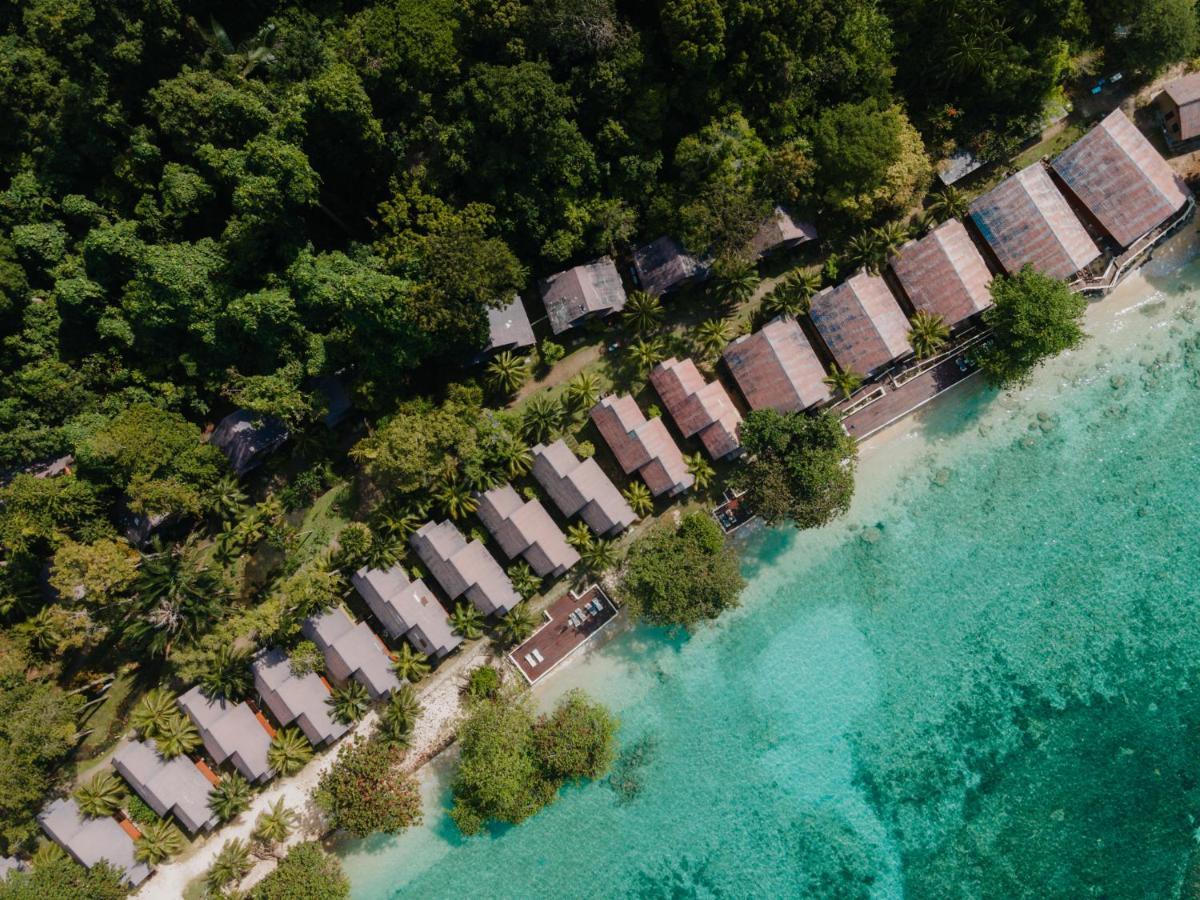 Tunamaya Beach & Spa Resort Kampong Mukut Exterior foto