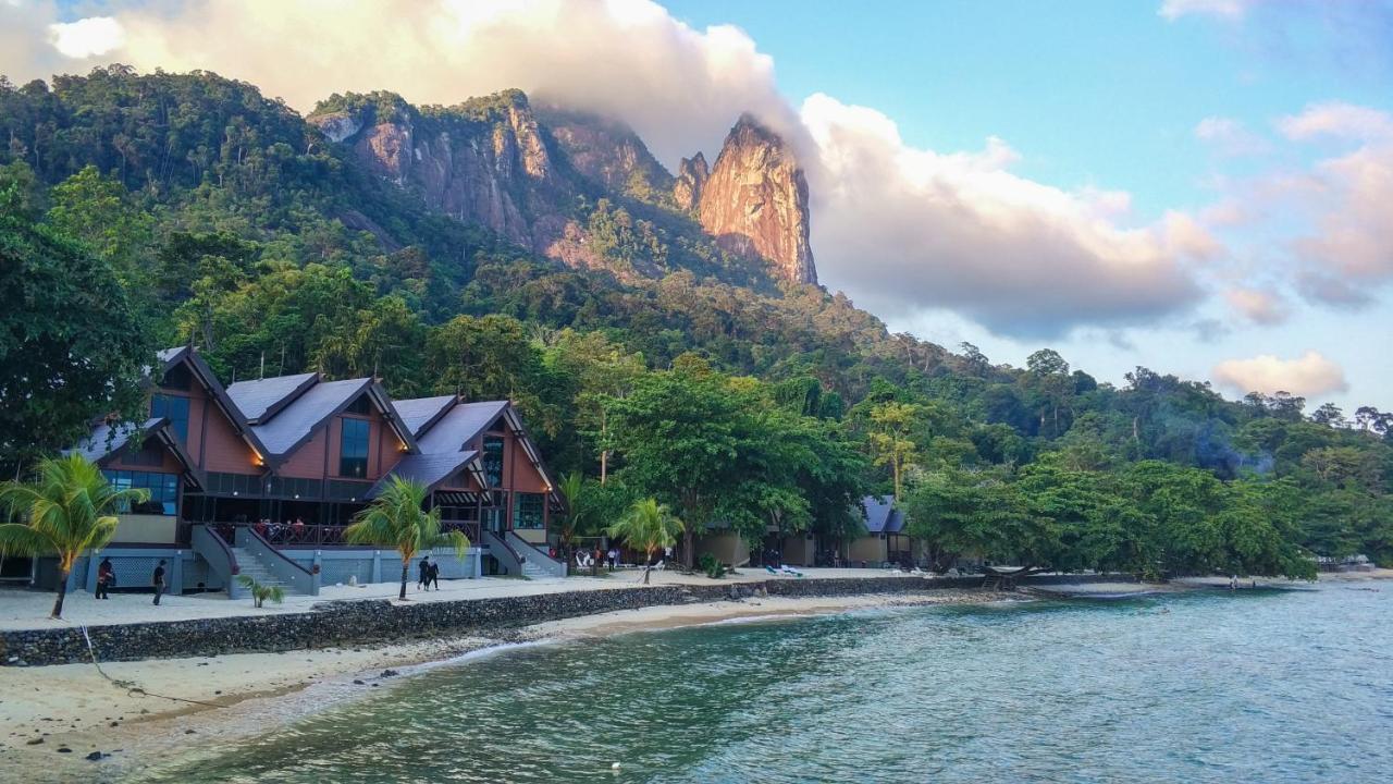 Tunamaya Beach & Spa Resort Kampong Mukut Exterior foto